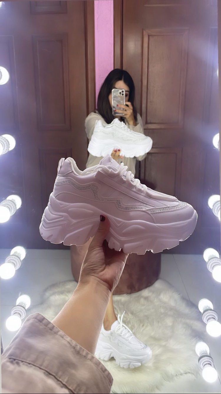Tenis Chunky con brillos