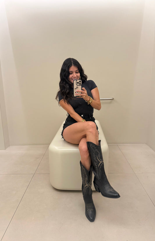 Bota vaquera negra (piel)