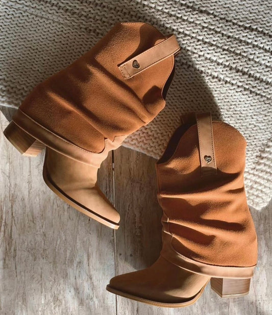 Cowboy camel corta