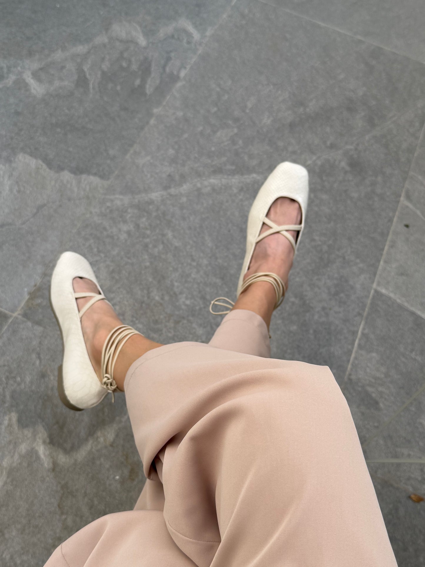 Flats Valentina nude